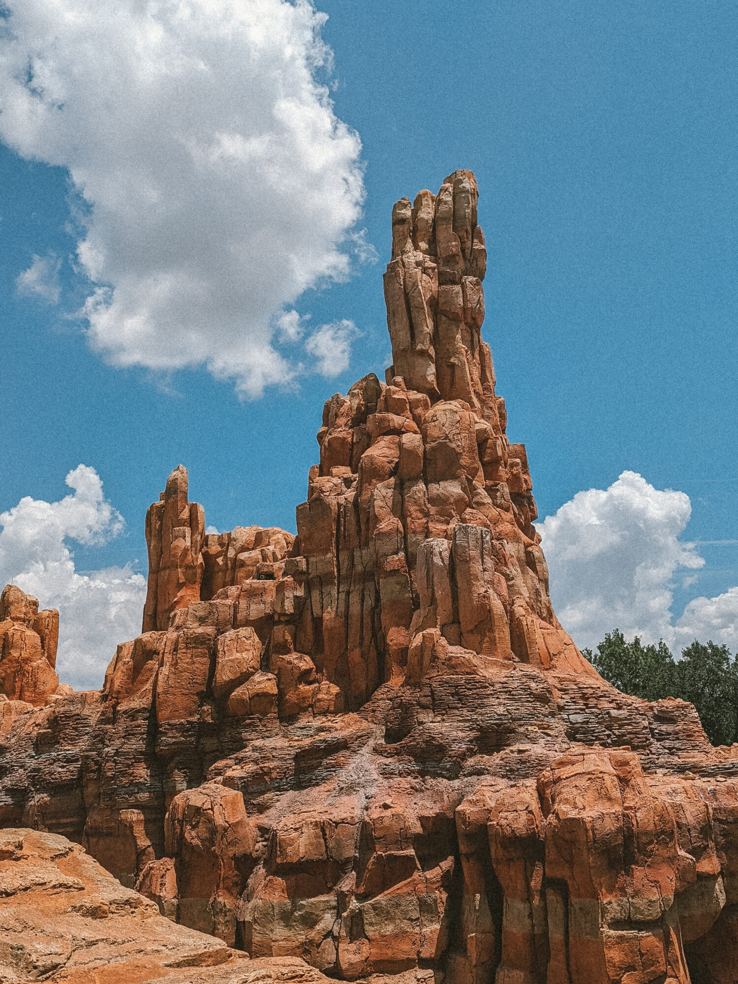 mountain of the top of big thunder mountain attraction